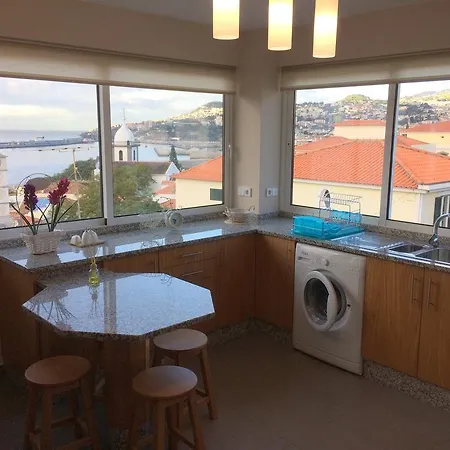Apartamentos Sousa Funchal  Buitenkant foto